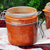 Conserve de sauce tomate aux herbes